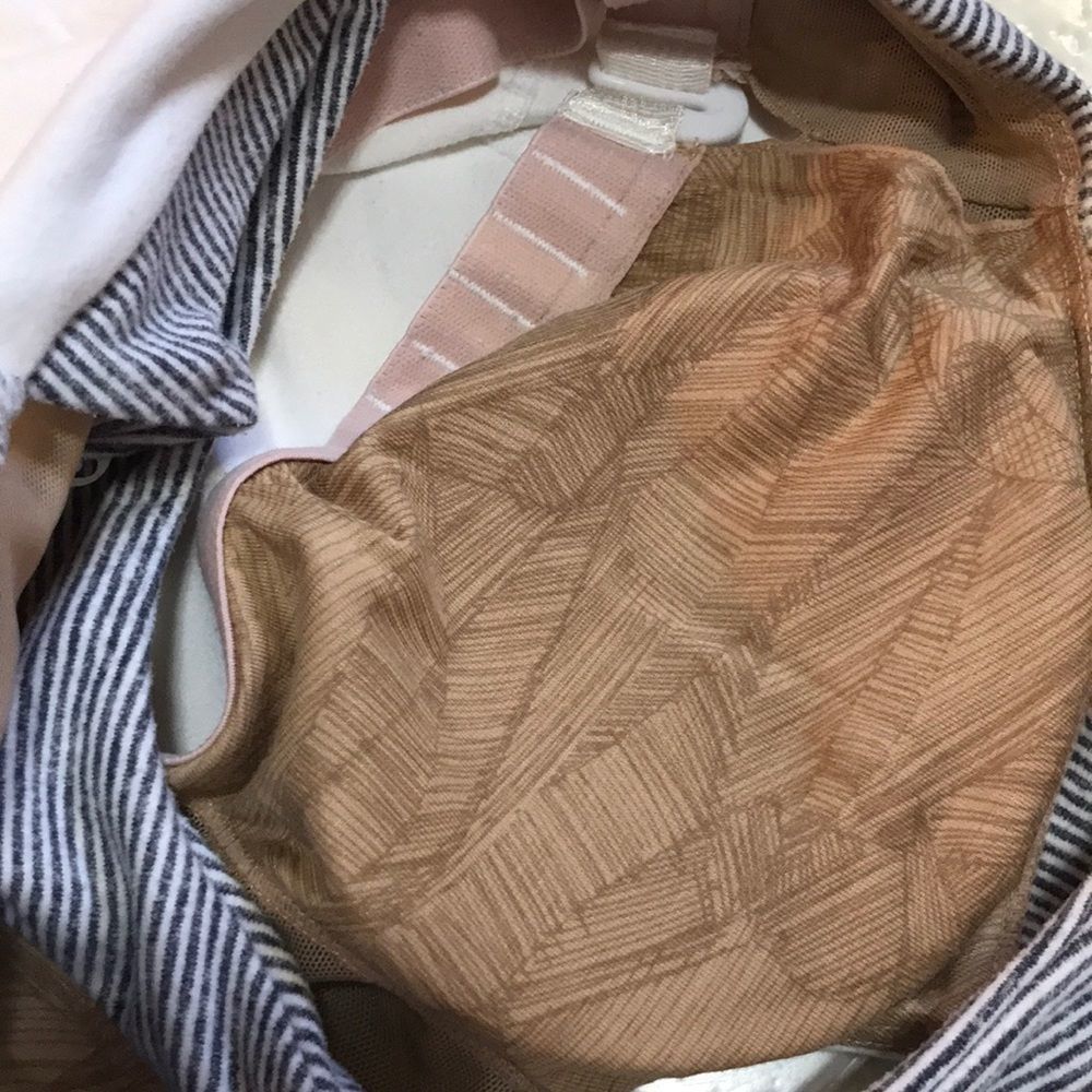 LULULEMON Vintage Racerback Tank With Bra - Picture 7 of 8